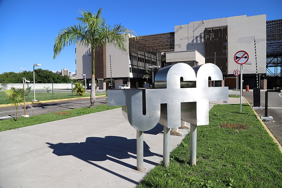 2025 Ultimate Guide to Rio de Janeiro’s Best Universities: Campus Life, Lifestyle & Real Estate