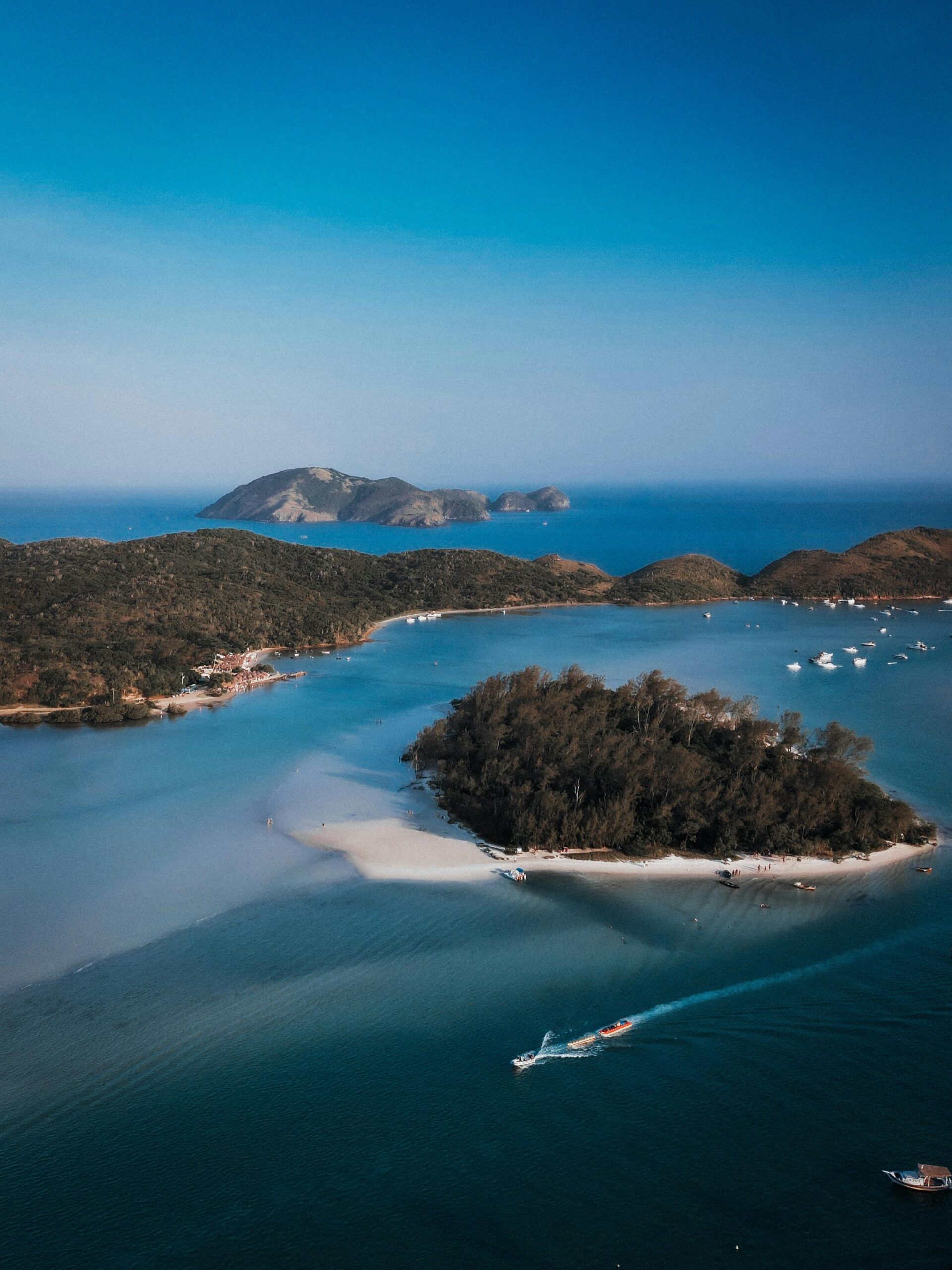 Real Estate Investment Opportunities in Região das Lagoas, Rio de Janeiro: A Tranquil Haven for Expats
